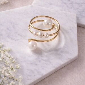 Handmade Pearl Spiral Wire Ring